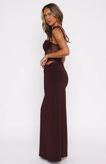 Liora™ | Elegant laced maxi dress