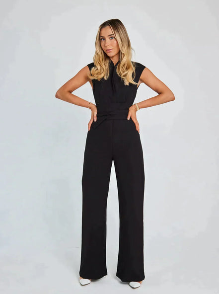 Chique Wide-Leg Jumpsuit
